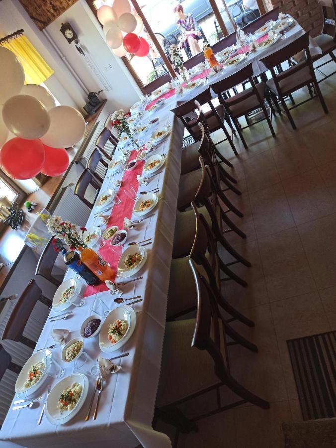 Stara Kuznia Radkow Hotel Ngoại thất bức ảnh
